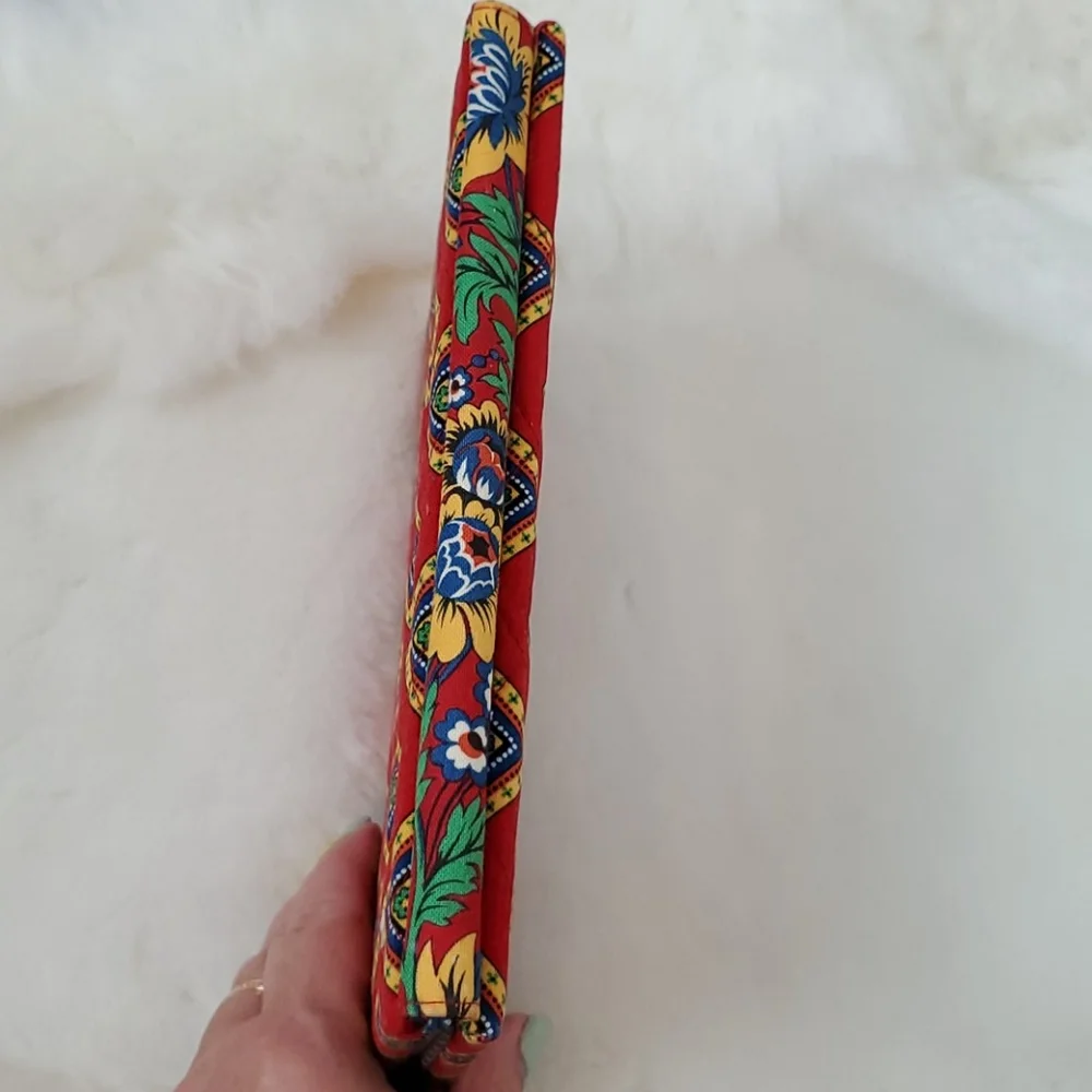 Vera Bradley red floral photos frame